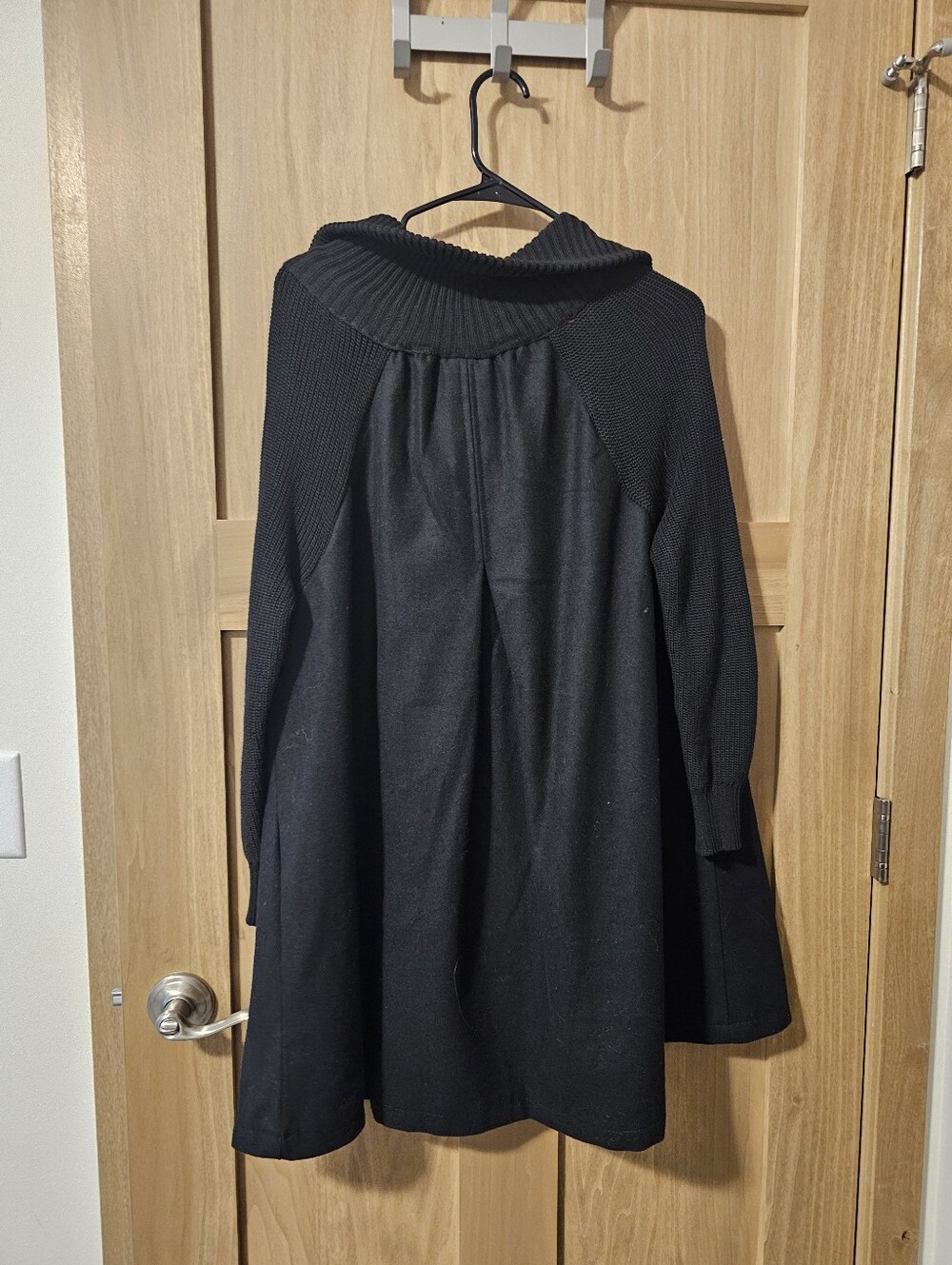 Jacket - Picture 3 of 4